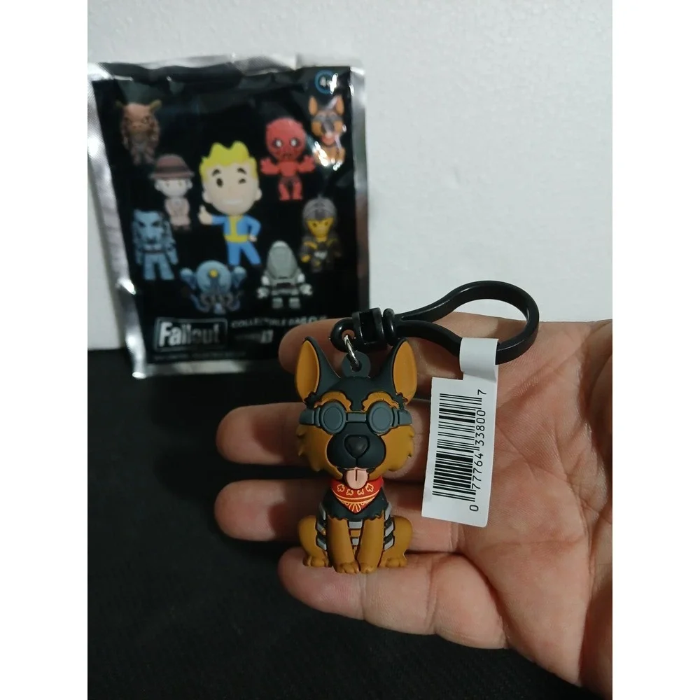 Bestheda Fallout Dogmeat Blind Bag Series 1 Key Chain Monogram